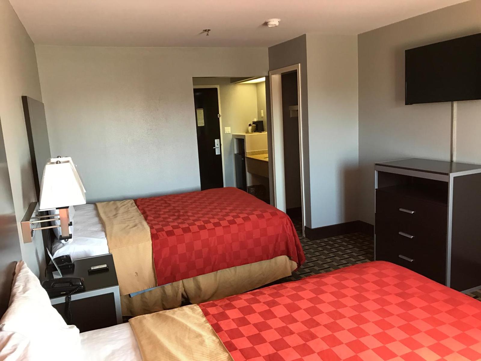 Express Inn Weslaco/Mercedes Main image 1
