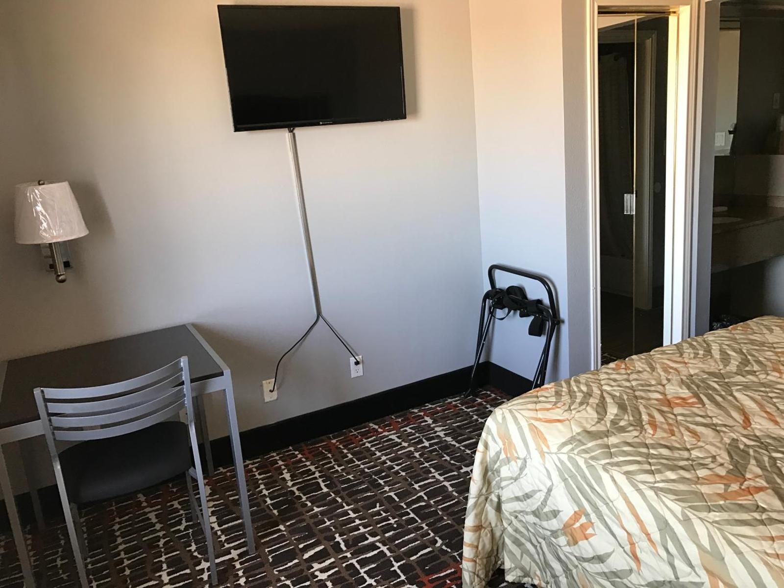 Express Inn Weslaco/Mercedes Main image 2